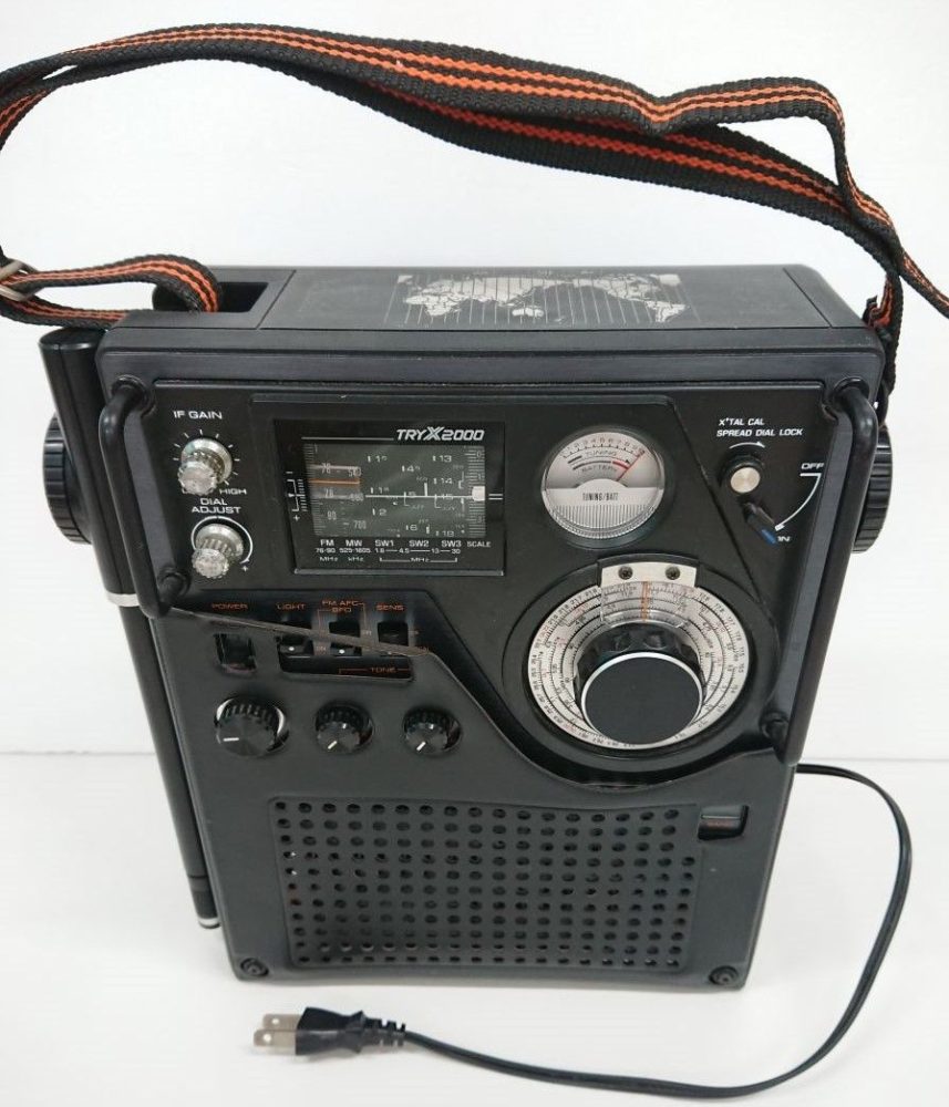 ラジオ 東芝 RP-2000F ICラジオ 5BAND周波数直読 クリスタルマーカー付CAL FMのみ動作確認済・カバー付き　買取り　レコちゃんカンパニー